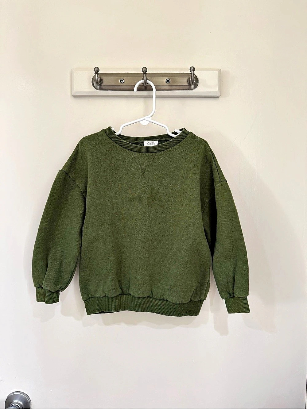 Zara Olive Green Sweatshirt 4-5 *PLAY*